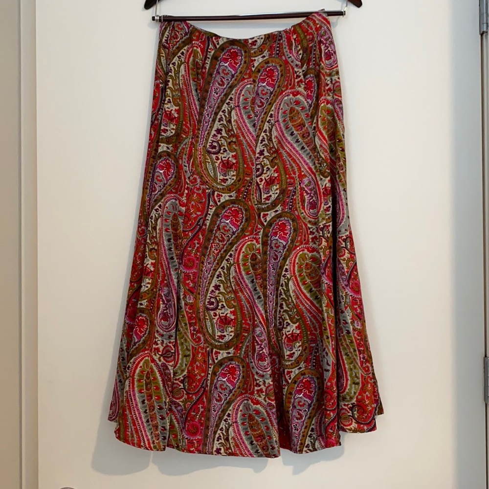 Zara midi skirt size M
